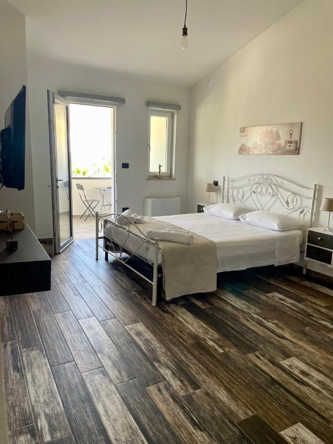 Elios Rooms Nardò Exteriör bild